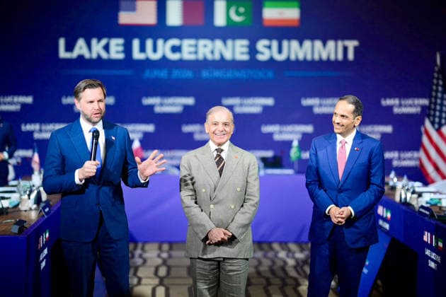 June 21, 2026, Peshawar, Peshawar, Pakistan: Prime Minister Shehbaz Sharif, U.S. Vice President J.D. Vance and Qatari Prime Minister Interact with Media Ahead of U.S.-Iran Talks..Bürgenstock, Switzerland, June 21, 2026 Muhammad Shehbaz Sharif, accompanied by J.D. Vance and Sheikh Mohammed bin Abdulrahman bin Jassim Al Thani, interacts with members of the media prior to the commencement of technical-level talks between the United States and Iran in Bürgenstock on June 21, 2026. The discussions, hosted by Pakistan as part of the implementation process of the Islamabad Memorandum of Understanding, are aimed at advancing diplomatic engagement and regional stability. Peshawar Pakistan - ZUMAa217 20260621_znp_a217_007 Copyright: xHussainxAlix