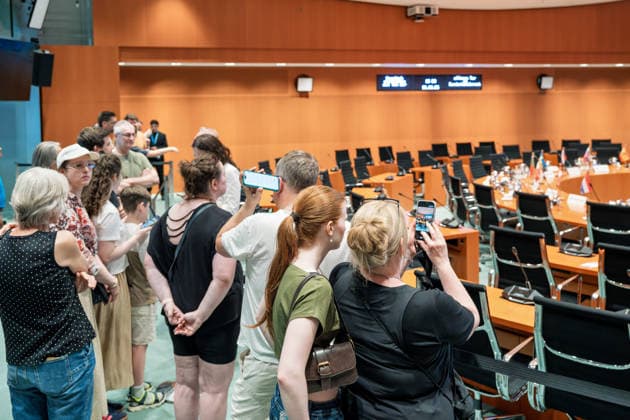 Berlin,21.06.2026,Tag der offenen Tür der Bundesregierung im Bundeskanzleramt *** Berlin, June 21, 2026, Federal Government Open House at the Federal Chancellery ,detected_source_language