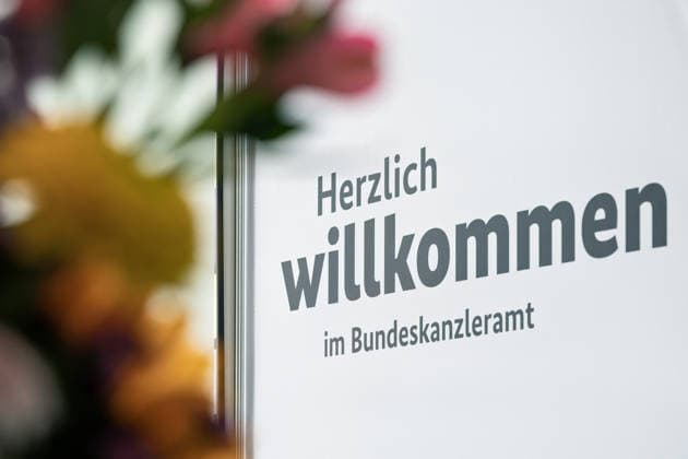 Berlin,21.06.2026,Tag der offenen Tür der Bundesregierung im Bundeskanzleramt *** Berlin, June 21, 2026, Federal Government Open House at the Federal Chancellery ,detected_source_language