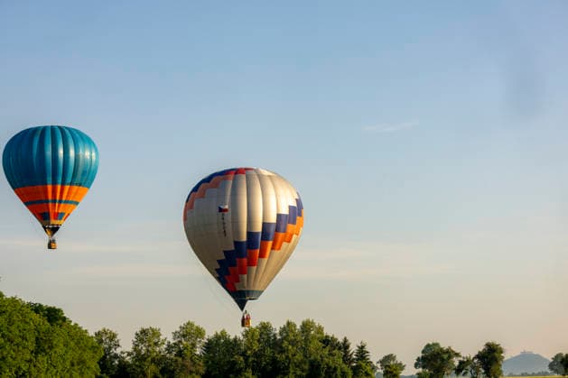Meeting of pilots and owners of hot air balloons, on June 21, 2026, in Katusice, near Bela pod Bezdezem, Czech Republic. (CTKxPhoto RadekxPetrasek) CTKPhotoP2026062102317  CTKPhotoP2026062102317