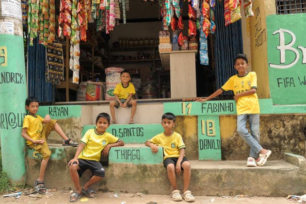 FIFA WORLD CUP 2026 - Brazil Goli (Corridor) in Chattogram, Bangladesh. Chattogram, Bangladesh - Local children, passionate supporters of Brazil s national football team, pose in front of a vibrant mural featuring Brazilian football stars in Brazil Goli (Corridor) at Bahaddarhat Khatib Para. The narrow alley, decorated with Brazilian flags, colors, and football-themed artwork, has become a unique gathering place for football enthusiasts and a symbol of Bangladesh s enduring love for Brazilian football, especially during major international tournaments., Credit:Md Rafayat Haque Khan Mohammed Rafayat Haque Khan Avalon Bangladesh, Chattogram  Copyright: xMdxRafayatxHaquexKhanx xMohammedxRafayatxHaquexKhanx xAvalonx 1111628845
