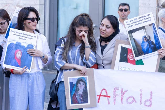 IPA85915183 - Rally in Piazza Santi Apostoli in Rome in solidarity with the women and people in Afghanistan who continue to suffer repression and serious human rights violations  Copyright: xMatteoxNardonex xx 85915183