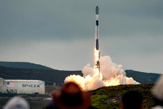 June 21, 2026, Lompoc, California, U.S: SpaceX Falcon 9 rocket launches from Vandenberg Space Force Base, Lompoc, Ca. Lompoc U.S - ZUMAm162 20260621_aap_m162_001 Copyright: xErickxMadridx