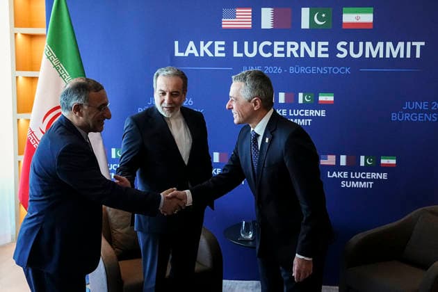 Switzerland Iran-US Talks June 2026 A member of the Iranian delegation shakes hands with a Swiss official during a meeting at the Burgenstock resort in Obburgen, near Lucerne, Switzerland, on June 21, 2025. US and Iranian officials began direct talks in Switzerland after signing an initial agreement last week aimed at ending the war. Zurich Zurich Switzerland Copyright: xHamedxMalekpourx