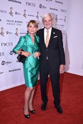 Uschi Glas und Dieter Hermann beim Felix Burda Award am 21.06.2026 im Axika in Berlin Uschi Glas and her husband Dieter Hermann attend the Felix Burda Award ceremony on June 21, 2026 at the Axika in Berlin, Germany Felix Burda Award in Berlin *** Uschi Glas and Dieter Hermann at the Felix Burda Award on June 21, 2026, at the Axika in Berlin Uschi Glas and her husband Dieter Hermann attend the Felix Burda Award ceremony on June 21, 2026, at the Axika in Berlin, Germany Felix Burda Award in Berlin,detected_source_language 