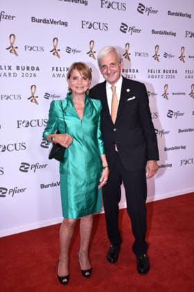 Uschi Glas und Dieter Hermann beim Felix Burda Award am 21.06.2026 im Axika in Berlin Uschi Glas and her husband Dieter Hermann attend the Felix Burda Award ceremony on June 21, 2026 at the Axika in Berlin, Germany Felix Burda Award in Berlin *** Uschi Glas and Dieter Hermann at the Felix Burda Award on June 21, 2026, at the Axika in Berlin Uschi Glas and her husband Dieter Hermann attend the Felix Burda Award ceremony on June 21, 2026, at the Axika in Berlin, Germany Felix Burda Award in Berlin,detected_source_language 