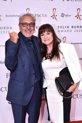 Wolfgang Stumph und Christine Stumph beim Felix Burda Award am 21.06.2026 im Axika in Berlin Wolfgang Stumph and Christine Stumph attend the Felix Burda Award ceremony on June 21, 2026 at the Axika in Berlin, Germany Felix Burda Award in Berlin *** Wolfgang Stumph and Christine Stumph at the Felix Burda Award ceremony on June 21, 2026, at the Axika in Berlin, Germany. Wolfgang Stumph and Christine Stumph attend the Felix Burda Award ceremony on June 21, 2026, at the Axika in Berlin, Germany. Felix Burda Award in Berlin,detected_source_language 