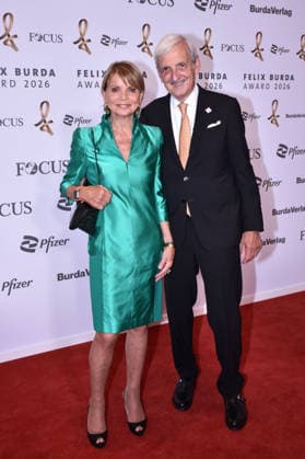 Uschi Glas und Dieter Hermann beim Felix Burda Award am 21.06.2026 im Axika in Berlin Uschi Glas and her husband Dieter Hermann attend the Felix Burda Award ceremony on June 21, 2026 at the Axika in Berlin, Germany Felix Burda Award in Berlin *** Uschi Glas and Dieter Hermann at the Felix Burda Award on June 21, 2026, at the Axika in Berlin Uschi Glas and her husband Dieter Hermann attend the Felix Burda Award ceremony on June 21, 2026, at the Axika in Berlin, Germany Felix Burda Award in Berlin,detected_source_language 