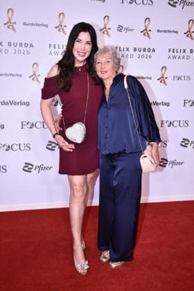 Alexandra Polzin and her mother Regina Polzin attend the Felix Burda Award ceremony on June 21, 2026 at the Axika in Berlin, Germany Felix Burda Award in Berlin *** Alexandra Polzin and her mother, Regina Polzin, attend the Felix Burda Award ceremony on June 21, 2026, at the Axika in Berlin, Germany. Felix Burda Award in Berlin,detected_source_language