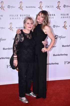 Ina Paule Klink and her mother Doris Klink attend the Felix Burda Award ceremony on June 21, 2026 at the Axika in Berlin, Germany Felix Burda Award in Berlin *** Ina Paule Klink and her mother, Doris Klink, attend the Felix Burda Award ceremony on June 21, 2026, at the Axika in Berlin, Germany. Felix Burda Award in Berlin,detected_source_language