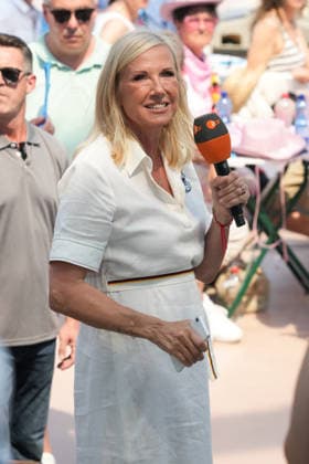 ZDF-Fernsehgarten 2026. Andrea (Kiwi) Kiewel im ZDF Fernsehgarten mit dem Motto Discofox am 21.06.2026 in Mainz. Mainz ZDF Fernsehgarten Rheinland-Pfalz *** ZDF Fernsehgarten 2026