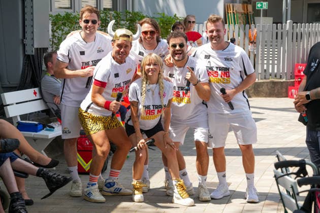 ZDF-Fernsehgarten 2026. Lorenz Büffel, Mia Julia und Malle Anja im ZDF Fernsehgarten mit dem Motto Discofox am 21.06.2026 in Mainz. Mainz ZDF Fernsehgarten Rheinland-Pfalz *** ZDF Fernsehgarten 2026
