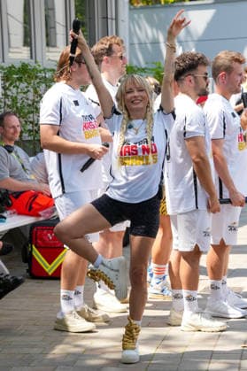 ZDF-Fernsehgarten 2026. Mia Julia im ZDF Fernsehgarten mit dem Motto Discofox am 21.06.2026 in Mainz. Mainz ZDF Fernsehgarten Rheinland-Pfalz *** ZDF Fernsehgarten 2026