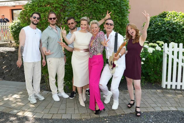 ZDF-Fernsehgarten 2026. Alexandra Hofmann im ZDF Fernsehgarten mit dem Motto Discofox am 21.06.2026 in Mainz. Mainz ZDF Fernsehgarten Rheinland-Pfalz *** ZDF Fernsehgarten 2026