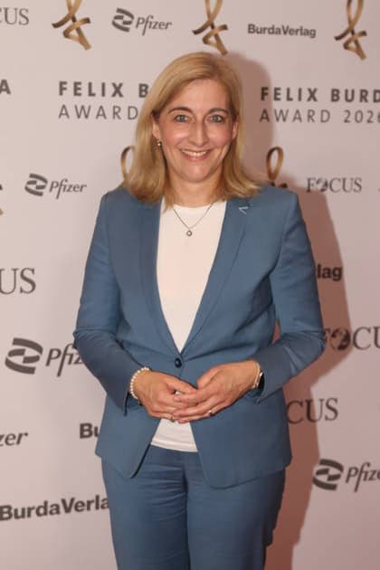Nina Warken bei der 21. Verleihung des Felix Burda Award 2026 im Axica-Kongress- und Tagungszentrum. Berlin, 21.06.2026 *** Nina Warken at the 21st Felix Burda Award Ceremony in 2026 at the Axica Congress and Conference Center in Berlin, June 21, 2026,detected_source_language Copyright: xAgenturxMatthiasxWehnertx xM.xGränzdörferx
