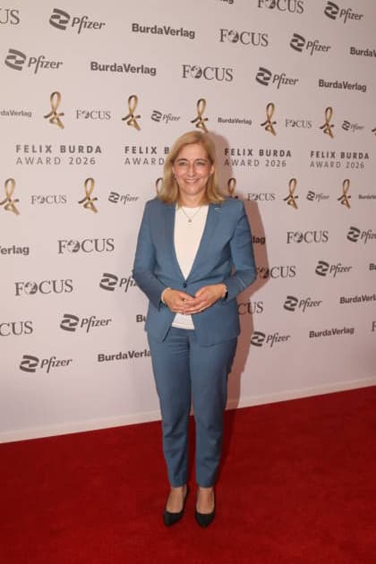 Nina Warken bei der 21. Verleihung des Felix Burda Award 2026 im Axica-Kongress- und Tagungszentrum. Berlin, 21.06.2026 *** Nina Warken at the 21st Felix Burda Award Ceremony in 2026 at the Axica Congress and Conference Center in Berlin, June 21, 2026,detected_source_language Copyright: xAgenturxMatthiasxWehnertx xM.xGränzdörferx