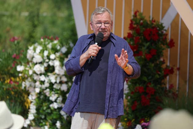 Immer wieder sonntags 2026-04 Bernd Stelter. ARD-Unterhaltungsshow Immer wieder sonntags. TV-Aufzeichnung und Live-Übertragung vom 21.06.2026 aus dem Wasserpark Rulantica, Rust. Baden-Württemberg, Deutschland. *** Immer wieder sonntags 2026 04 Bernd Stelter ARD Entertainment Show Immer wieder sonntags TV recording and live broadcast on June 21, 2026, from Rulantica Water Park, Rust, Baden-Württemberg, Germany,detected_source_language