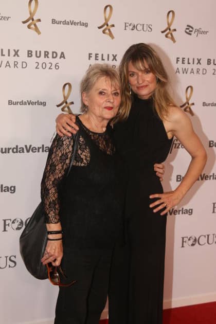 Doris Klink und Ina Paule Klink bei der 21. Verleihung des Felix Burda Award 2026 im Axica-Kongress- und Tagungszentrum. Berlin, 21.06.2026 *** Doris Klink and Ina Paule Klink at the 21st Felix Burda Award Ceremony in 2026 at the Axica Congress and Conference Center in Berlin, June 21, 2026,detected_source_language Copyright: xAgenturxMatthiasxWehnertx xM.xGränzdörferx