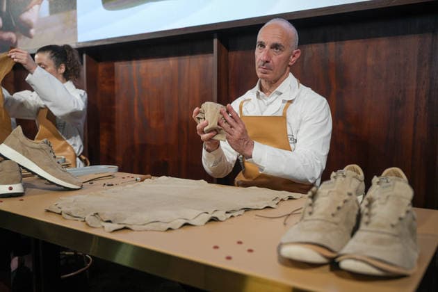 IPA85922789 - Milan, Milan Men™s Fashion Week Spring Summer 2027 - Men™s Fashion, Spring Summer 2027 - TOD™S presentation - details in the photo: Tod™s employees  Copyright: xRiccardoxGIordanox xRiccardoxGiordanox 85922789