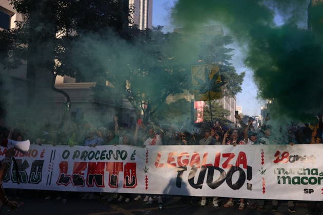 SaO PAULO, SP - 21.06.2026: MARCHA DA MACONHA EM SaO PAULO - Marijuana March in Sao Paulo. Demonstration for the legalization of marijuana. Paulista Avenue. Organizers criticize the criminalization of growing the plant, structural racism, violence due to the war on drugs, and difficulty accessing medicinal cannabis treatments. x2966757x  IanxMaenfeld