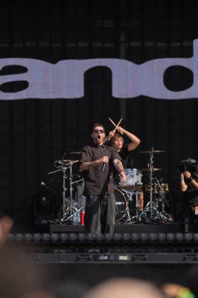 ROCK IN RIO LISBOA 2026 ROCK IN RIO LISBOA: Grandson performing at Palco Mundo on second day of Rock In Rio Lisboa, at Parque Tejo, in Lisbon, Portugal, this Sunday 21. (Photo: Bruno de Carvalho Brazil Photo Press) Lisboa Parque das Nacoes Lisboa Portugal Copyright: xBrunoxdexCarvalhox