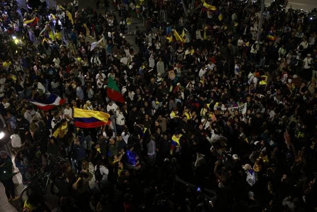 Protest Against Colombian Election Results BOGOTA, COLOMBIA JUNE 21, 2026: Supporters of presidential candidate Ivan Cepeda block one of the main streets in Bogota, Colombia, during a protest following the 2026 presidential election. BogotÃ CO Copyright: x xAntonioxCasciox xJNAxPressx