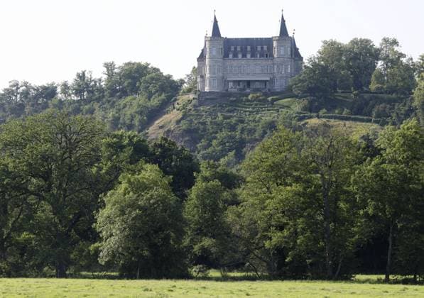 Japan emperor, empress in Belgium Photo taken on June 21, 2026, shows the Royal Castle of Ciergnon in Houyet, southern Belgium, a residence and summer retreat of the Belgian royal family, where Japan s Emperor Naruhito and Empress Masako are staying as part of their official visit to Belgium. (Pool photo)  A14AA0005619771P