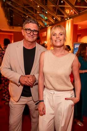 ABB BURDA- Hans Sigl und Melanie Marschke zu Gast auf der Aftershow Party bei dem Felix Burda Award in der KAXICA am Brandenburger Tor am 21.06.2026 in Berlin Berlin Deutschland *** ABB BURDAs Hans Sigl and Melanie Marschke attended the after-show party for the Felix Burda Award at KAXICA near the Brandenburg Gate on June 21, 2026, in Berlin, Germany,detected_source_language
