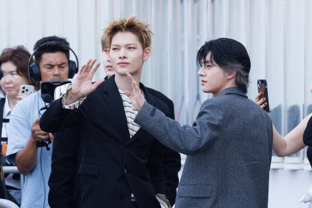 News - Prada - Arrivals - Milan Fashion Week - Menswear Spring Summer 2027 MILAN, ITALY - JUNE 21, 2026: Sunghoon, Ni-ki and Jake of Enhypen attend the Prada fashion show during the Milan Fashion Week - Menswear Spring Summer 2027 on June 21, 2026 in Milan, Italy. Photo: Cinzia Camela. Milan Fondazione Prada Italy Copyright: xCinziaxCamelax xLiveMediax LPN_2530071