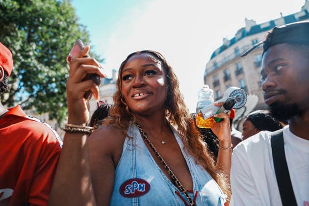 Fete De La Musique in Paris PARIS, FRANCE - JUNE 21: People attend concerts and celebrations during the annual Fete de la Musique (Music Festival) in Paris, France, on June 21, 2026. Parks, squares and historic streets across the French capital were transformed into open-air concert venues as residents and tourists gathered to enjoy live music throughout the day. Omer Taha Cetin Anadolu Paris France. Editorial use only. Please get in touch for any other usage.  Copyright: x2026xAnadoluxOmerxTahaxCetinx