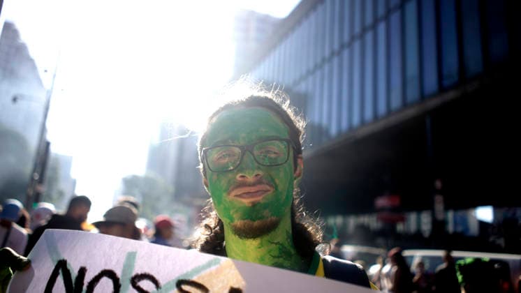 Annual March In Sao Paulo To Support The Decriminalization Of Marijuana Brazil, São Paulo - June 21, 2026: People participate in the 2026 Marijuana March in Sao Paulo, Brazil, on June 21, 2026. Under the slogan The climate is tense! Reparations, Rights, and Freedom, the march denounces the impact of the war on drugs on the most vulnerable and calls for the legalization of cannabis São Paulo Sao Paulo Brazil Copyright: xCrisxFagax
