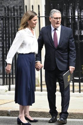 Sir Keir Starmer makes an announcement concerning his future as British Prime Minister, Downing Street, London, UK, 22 June 2026 Keir Starmer with wife Victoria as he makes an announcement concerning his future as British Prime Minister, Downing Street, London, UK, 22 June 2026., Credit:Justin Ng Avalon United Kingdom, London  Copyright: xJustinxNgx xAvalonx 1111758253