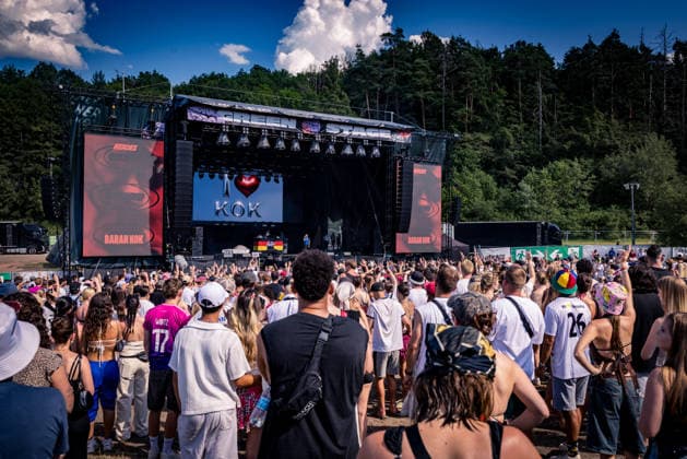 Heroes Festival, Festival, Music, Musik, Deutschrap, Rap, Deutsch, Eventzentrum Geiselwind, Strohofer, Geiselwind, Konzert, 19.06.2026, Festivalvibes, Impressionen vom Festival Bild: Festivalvibes, Stimmung *** Heroes Festival, Festival, Music, German Rap, Rap, German, Geiselwind Event Center, Strohofer, Geiselwind, Concert, June 19, 2026, Festival Vibes, Impressions from the Festival, Photo Copyright: HMBxMedia xMarkusxKoeller