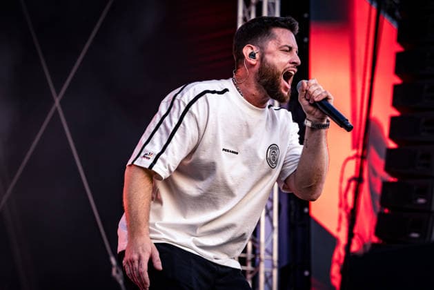 Heroes Festival, Festival, Music, Musik, Deutschrap, Rap, Deutsch, Eventzentrum Geiselwind, Strohofer, Geiselwind, Konzert, 19.06.2026, Bausa Bild: Bausa *** Heroes Festival, Festival, Music, German Rap, Rap, German, Geiselwind Event Center, Strohofer, Geiselwind, Concert, June 19, 2026, Bausa Image Bausa,detected_source_language Copyright: HMBxMedia xMarkusxKoeller