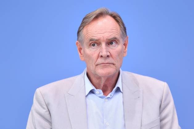 Berlin, Deutschland, 22.06.2026: Bundespressekonferenz: Kommunalfinanzen im freien Fall ? Forderungen der kommunalen Spitzenverbände an Bund und Länder: Burkhard Jung, Präsident des Deutschen Städtetages (DST) *** Berlin, Germany, June 22, 2026 Federal Press Conference Copyright: xdtsxNachrichtenagenturx dts_124335