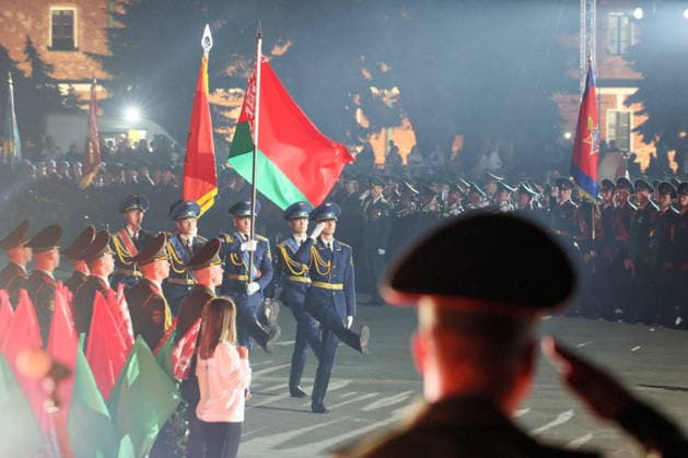 BELARUS, BREST - JUNE 22, 2026: Ah Honour Guard is seen during a memorial rally at the Courage Monument in the Brest Fortress marking the 85th anniversary of the Nazi German Invasion of the Soviet Union in World War II. Maxim Malinovsky TASS  94129524