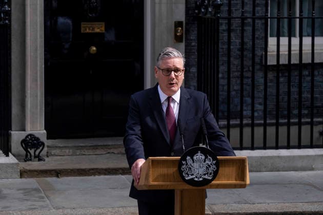 UK Prime Minister Keir Starmer Resigns, Downing Street, London on 22 June 2026 Keir Starmer announces his resignation as Prime Minister to the United Kingdom outside 10 Downing Street, London, on 22 June 2026. In the speech, the outgoing Prime MInister outlines his timeline for departure, including the details for a leadership race and the end of his leadership in September., Credit:Seiya Tanase Avalon  Copyright: xSeiyaxTanasex xAvalonx 1111776703