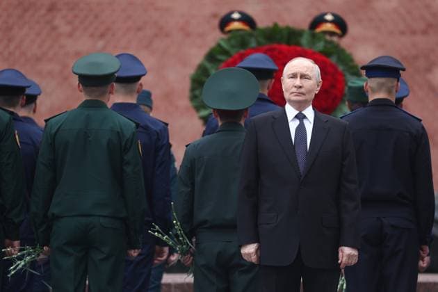 Russia Putin WWII Memory and Sorrow Day 9193455 22.06.2026 Russian President Vladimir Putin attends a wreath-laying ceremony at the Tomb of the Unknown Soldier by the Kremlin wall on the Day of Memory and Sorrow, marking the 85th anniversary of the Nazi German invasion of the Soviet Union during the World War Two, in Moscow, Russia. Sergey Fadeichev Sputnik Moscow Russia  Copyright: xSergeyxFadeichevx