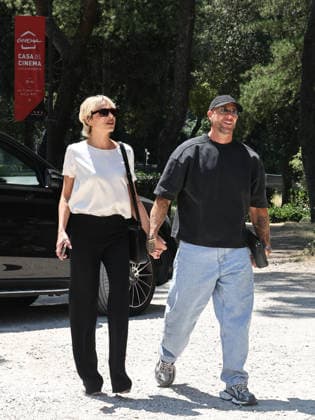 IPA85938469 - Rome: Casa del Cinema. Presentation of the Filming Italy Sardegna Festival. Pictured: Micaela Ramazzotti with her husband Claudio Pallitto  Copyright: xMarcoxProvvisionatox xDxAvanzo Provvisionatox 85938469