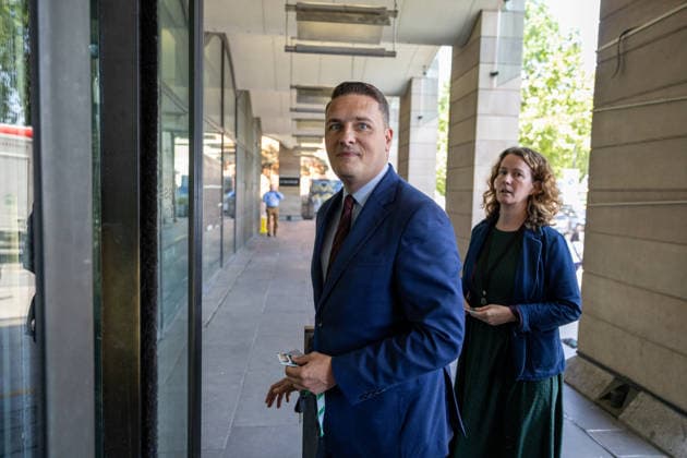 Andy Burnham sworn in 22 06 2026 - Central London Wes Streeting is seen arriving Portcullis House at the Houses of Parliament ahead of Andy Burnham being sworn in as an MP.  Copyright: xJoshuaxBrattx NINTCHDBPICT001090228989