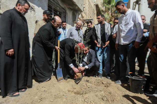 June 22, 2026, Gaza City, Gaza Strip, Palestinian Territory: Cardinal Pierbattista Pizzaballa, the Latin Patriarch of Jerusalem, visited Al-Azhar University in Gaza, where discussions focused on interfaith dialogue, coexistence, shared human values, and the promotion of peace. The visit included meetings with university officials and community representatives amid ongoing humanitarian challenges in the Gaza Strip. Gaza City Palestinian Territory - ZUMAz119 20260622_zip_z119_021 Copyright: xSalahxHashemx