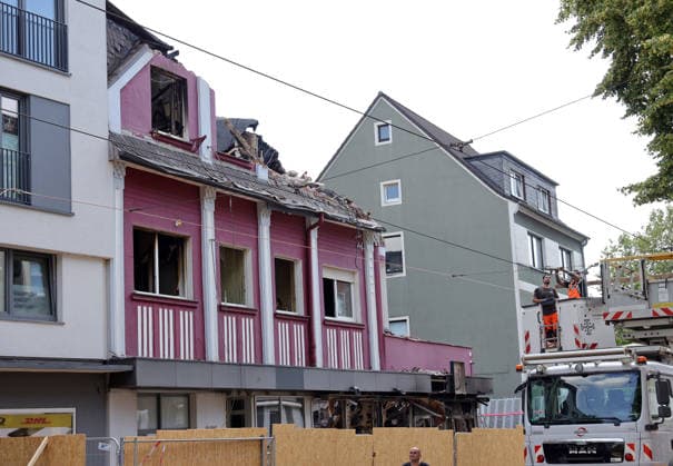 22.06.2026, Deutschland, NRW, Immobilien, Brandschäden, Ausgebrannte TEDI Filiale in Bochum, auch darüberliegende Wohnungen wurden zerstört, Brand, Feuer, Deutschland *** June 22, 2026, Germany, North Rhine-Westphalia, Real Estate, Fire Damage, Burned-out TEDI Store in Bochum; apartments above it were also destroyed, Fire, Germany,detected_source_language Copyright: xD.xKerlekin SnowfieldxPhotographyx SF220626TEDID4