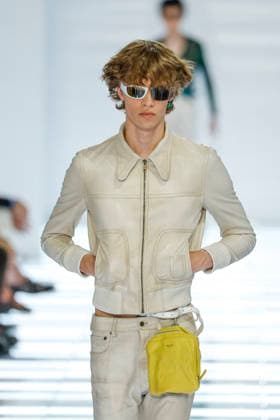 Runway at the Prada fashion show during Milan Fashion Week Menswear Spring Summer 2027 on June 21, 2026, in Milan, Italy Bestimage Milan France,detected_source_language  Copyright: xAgencex xBestimagexAgencex xBestimagex