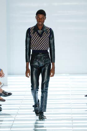 Runway at the Prada fashion show during Milan Fashion Week Menswear Spring Summer 2027 on June 21, 2026, in Milan, Italy Bestimage Milan France,detected_source_language  Copyright: xAgencex xBestimagexAgencex xBestimagex