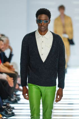 Runway at the Prada fashion show during Milan Fashion Week Menswear Spring Summer 2027 on June 21, 2026, in Milan, Italy Bestimage Milan France,detected_source_language  Copyright: xAgencex xBestimagexAgencex xBestimagex