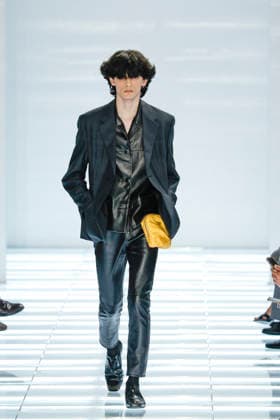 Runway at the Prada fashion show during Milan Fashion Week Menswear Spring Summer 2027 on June 21, 2026, in Milan, Italy Bestimage Milan France,detected_source_language  Copyright: xAgencex xBestimagexAgencex xBestimagex