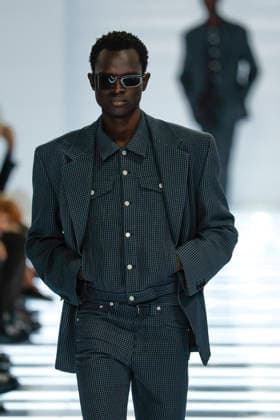 Runway at the Prada fashion show during Milan Fashion Week Menswear Spring Summer 2027 on June 21, 2026, in Milan, Italy Bestimage Milan France,detected_source_language  Copyright: xAgencex xBestimagexAgencex xBestimagex