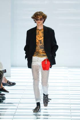 Runway at the Prada fashion show during Milan Fashion Week Menswear Spring Summer 2027 on June 21, 2026, in Milan, Italy Bestimage Milan France,detected_source_language  Copyright: xAgencex xBestimagexAgencex xBestimagex
