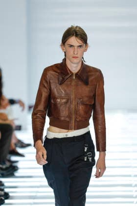Runway at the Prada fashion show during Milan Fashion Week Menswear Spring Summer 2027 on June 21, 2026, in Milan, Italy Bestimage Milan France,detected_source_language  Copyright: xAgencex xBestimagexAgencex xBestimagex