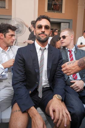IPA85941864 - Milan, Milan Men™s Fashion Week Spring Summer 2027 - Men™s Fashion, Spring Summer 2027 - Thom Browne fashion show - front row Pictured: Marco Mengoni  Copyright: xRiccardoxGIordanox xRiccardoxGiordanox 85941864